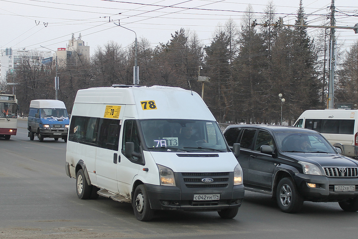 Челябинская область, Ford Transit [RUS] (Z6F.ESF.) № С 042 УН 174