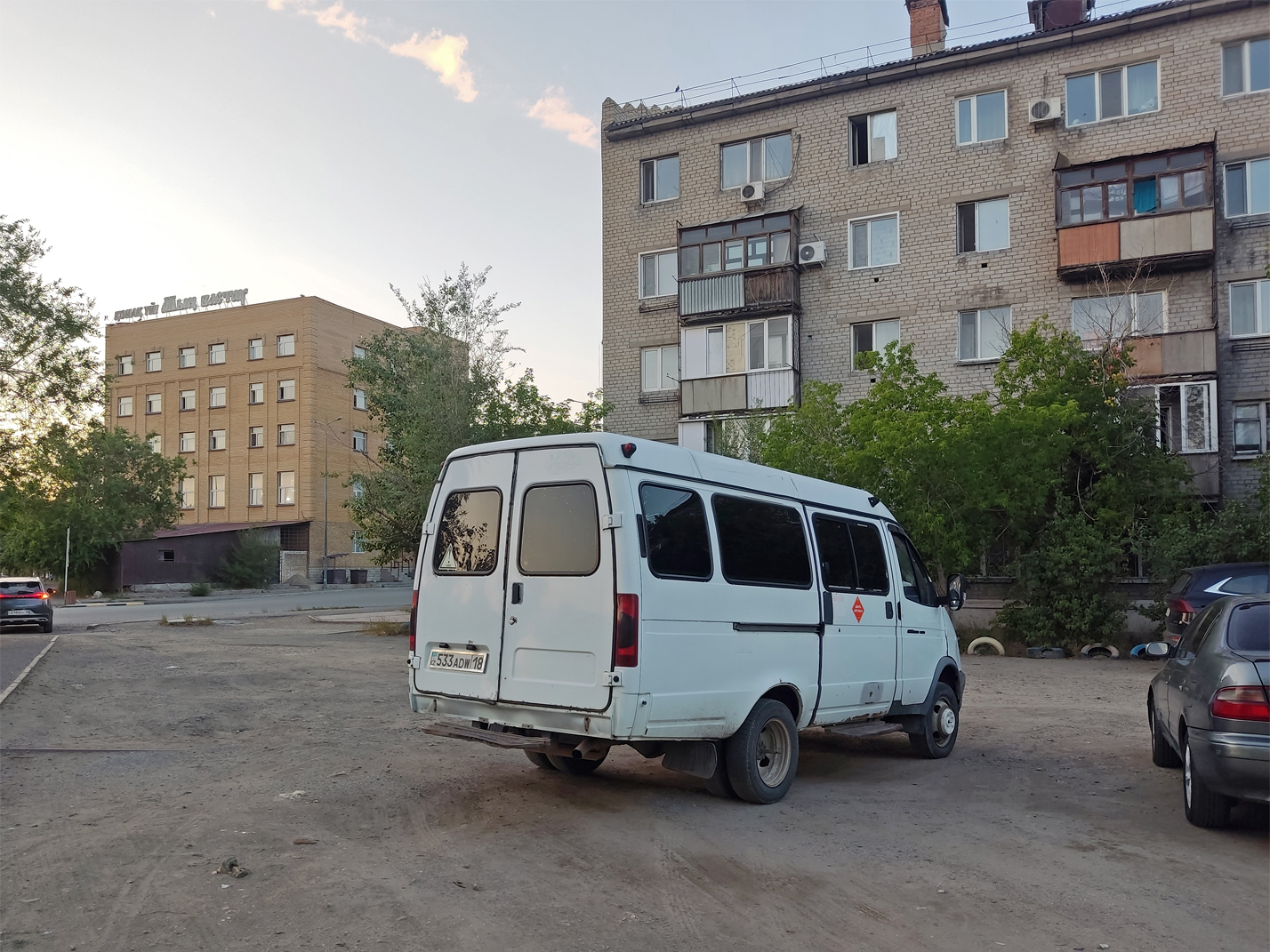 Абайская область, ГАЗ-322132 (XTH, X96) № 533 ADW 18