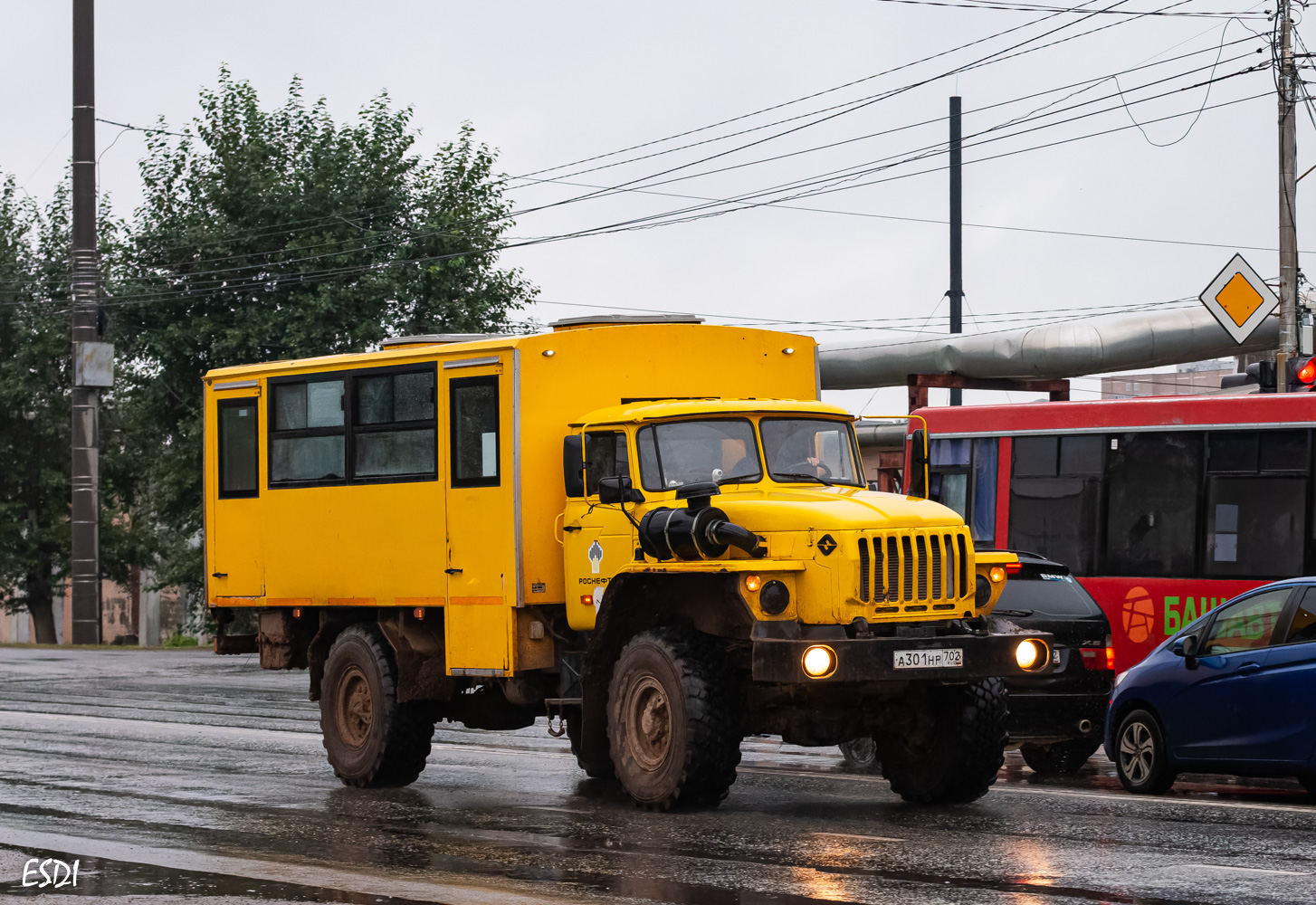 Башкортостан, Урал-3255* № А 301 НР 702