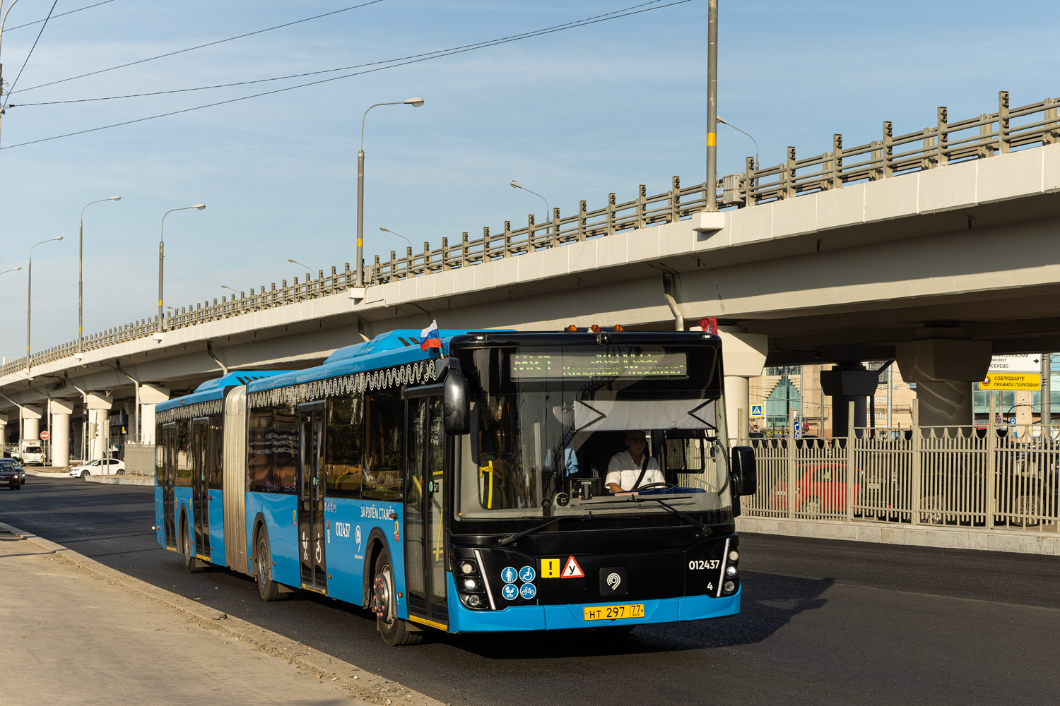 Москва, ЛиАЗ-6213.65 № 012437