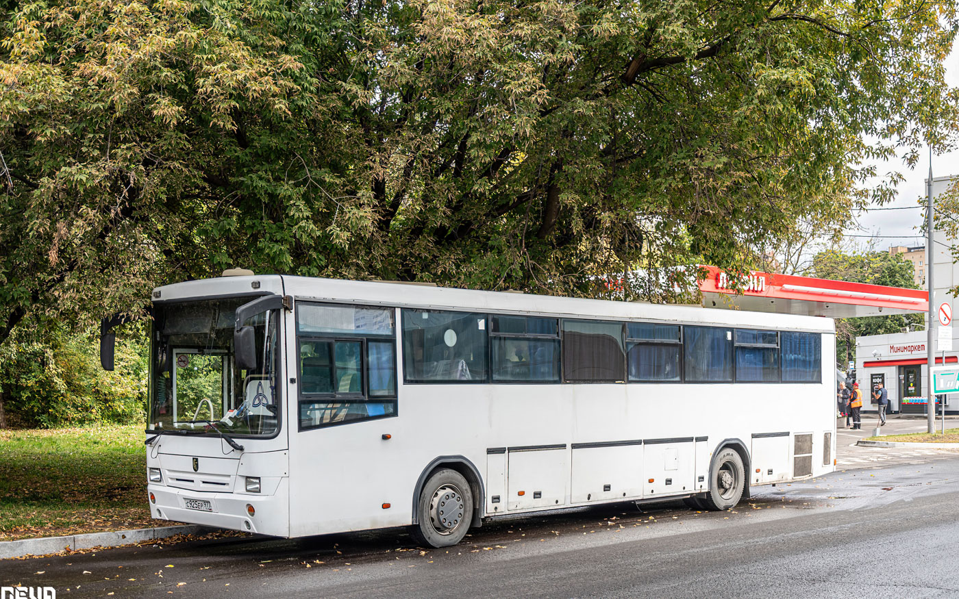 Татарстан, НефАЗ-5299-17-32 № В 383 УР 116