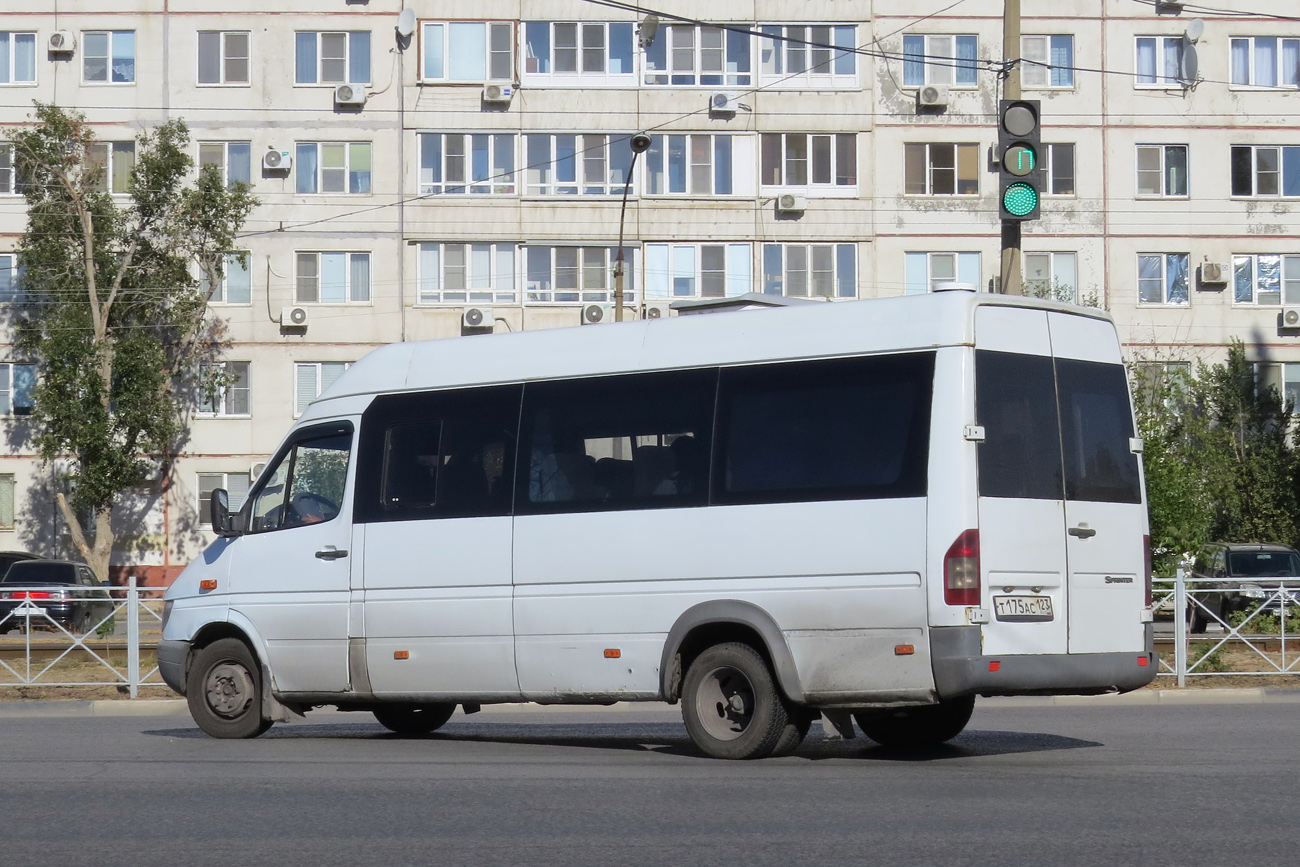Волгоградская область, Самотлор-НН-323770 (MB Sprinter 411CDI) № Т 175 АС 123