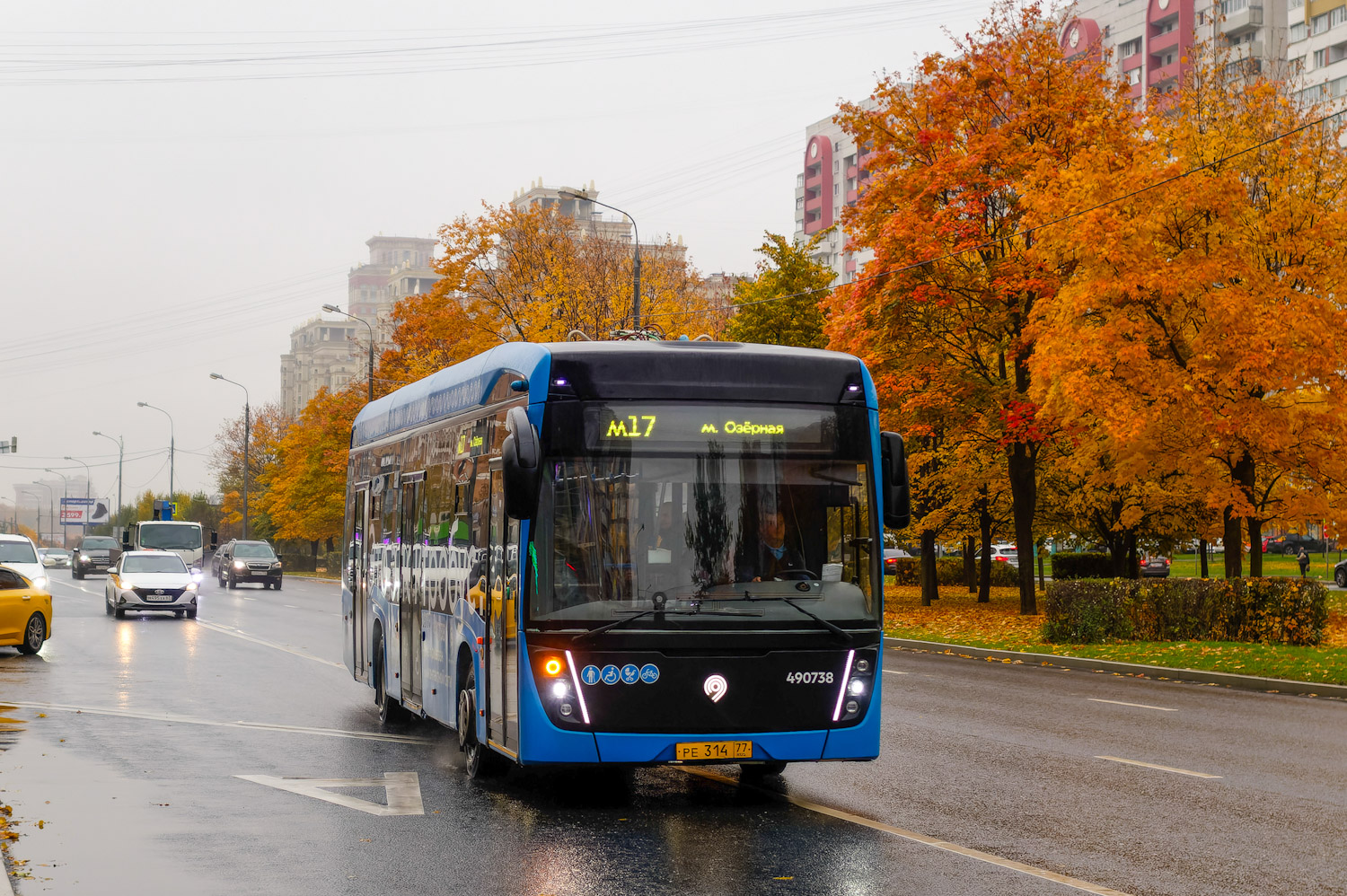 Москва, КАМАЗ-6282 № 490738