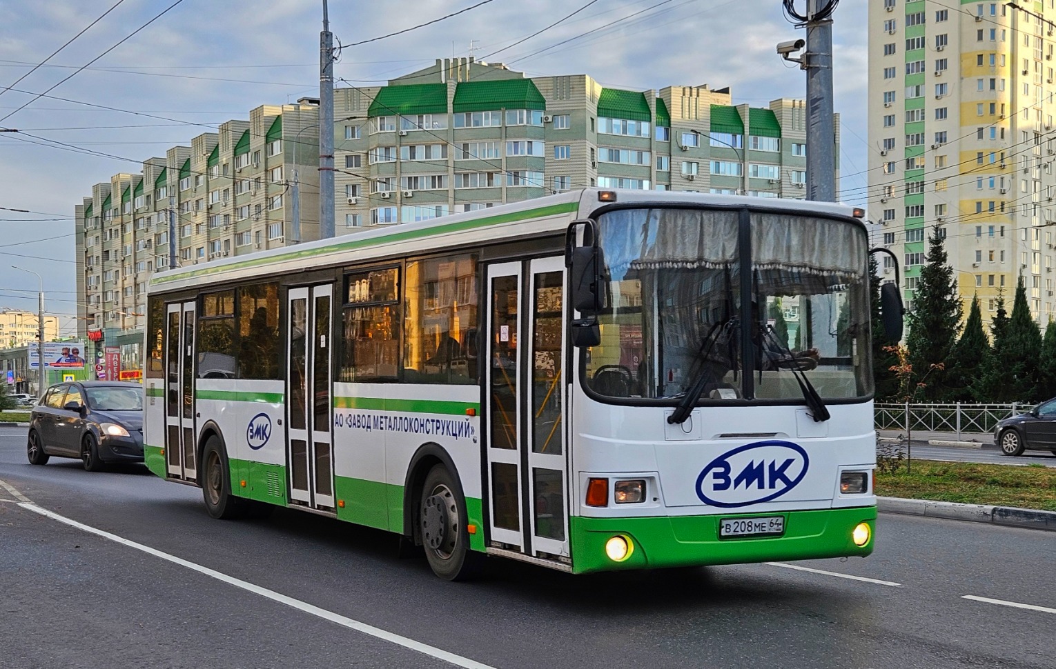 Саратовская область, ЛиАЗ-5256.36 № В 208 МЕ 64