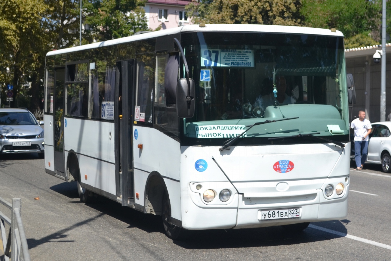 Краснодарский край, Hyundai County Kuzbas HDU2 № У 681 ВА 323