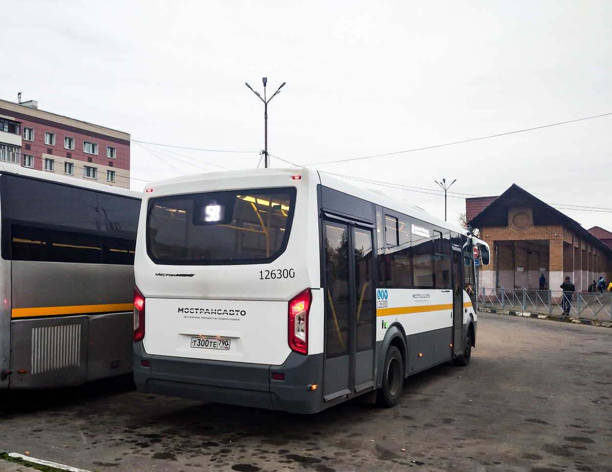 Московская область, Golden Dragon XML6127JR Snow Leopard № 126179; Московская область, ПАЗ-320415-04 "Vector Next" № 126300