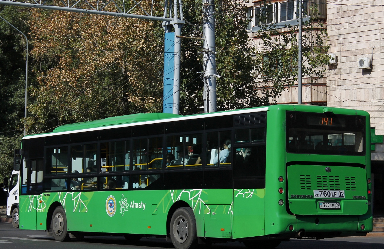Алматы, Yutong ZK6118HGA № 760 LF 02