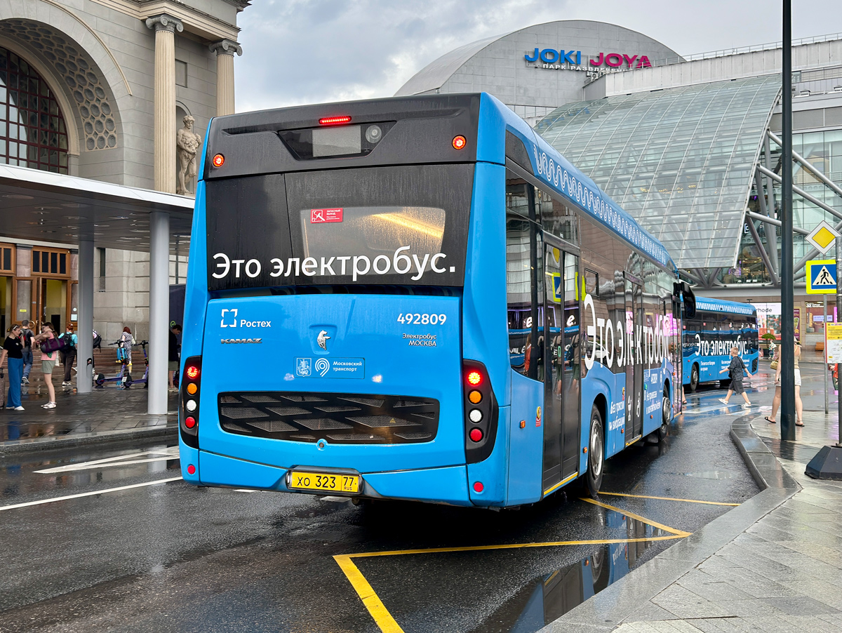 Москва, КАМАЗ-6282 № 492809