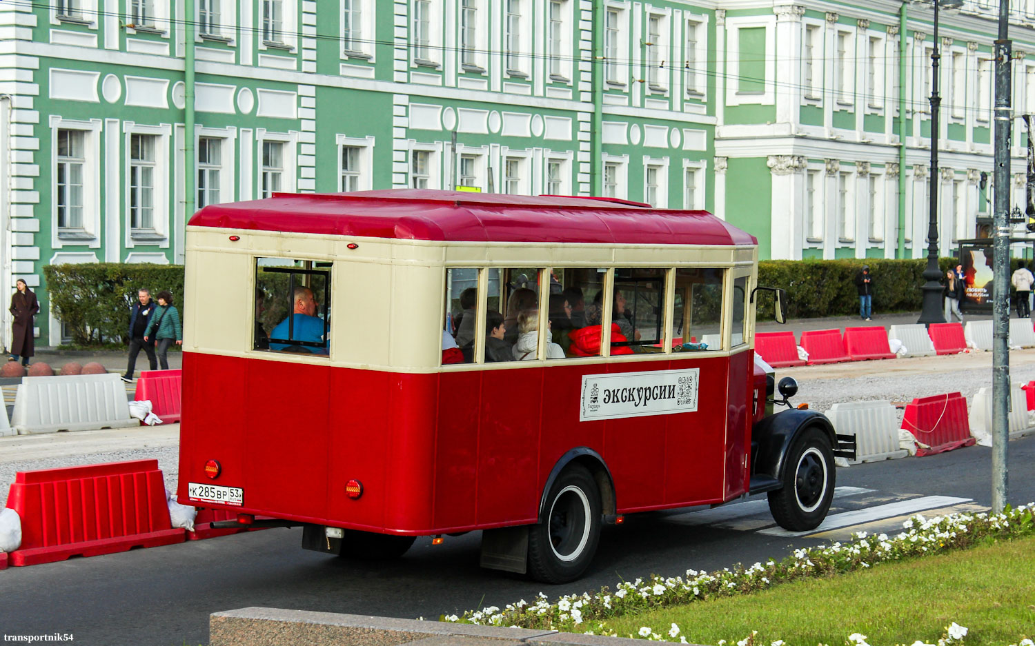 Санкт-Петербург, ЗиС-8 (реплика) № К 285 ВР 53