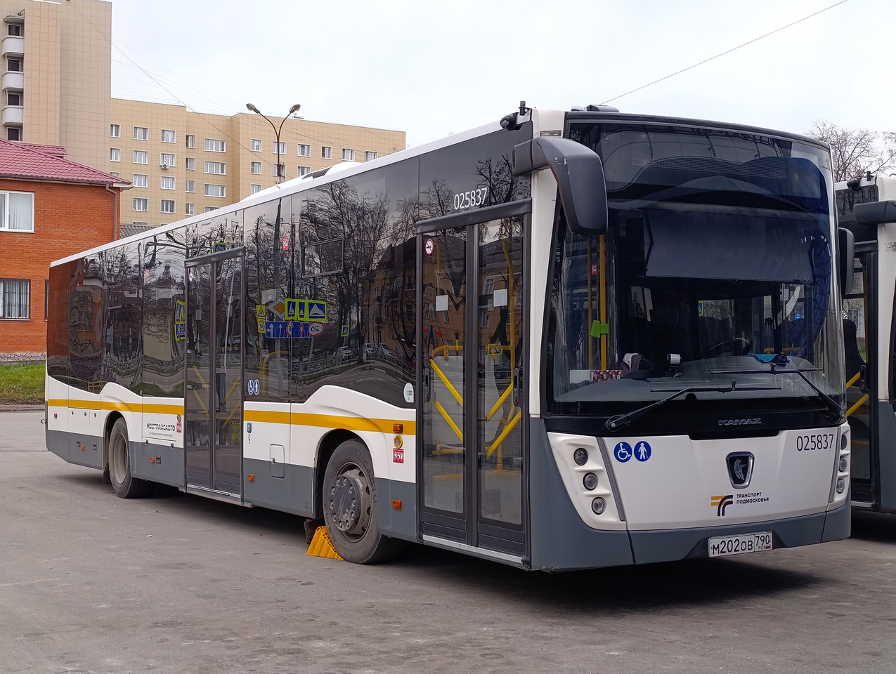 Московская область, НефАЗ-5299-31-52 № 025837