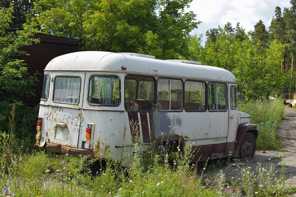 Алтайский край, КАвЗ-3976 (397600) № М 332 ВМ 22; Алтайский край — Автобусы без номеров