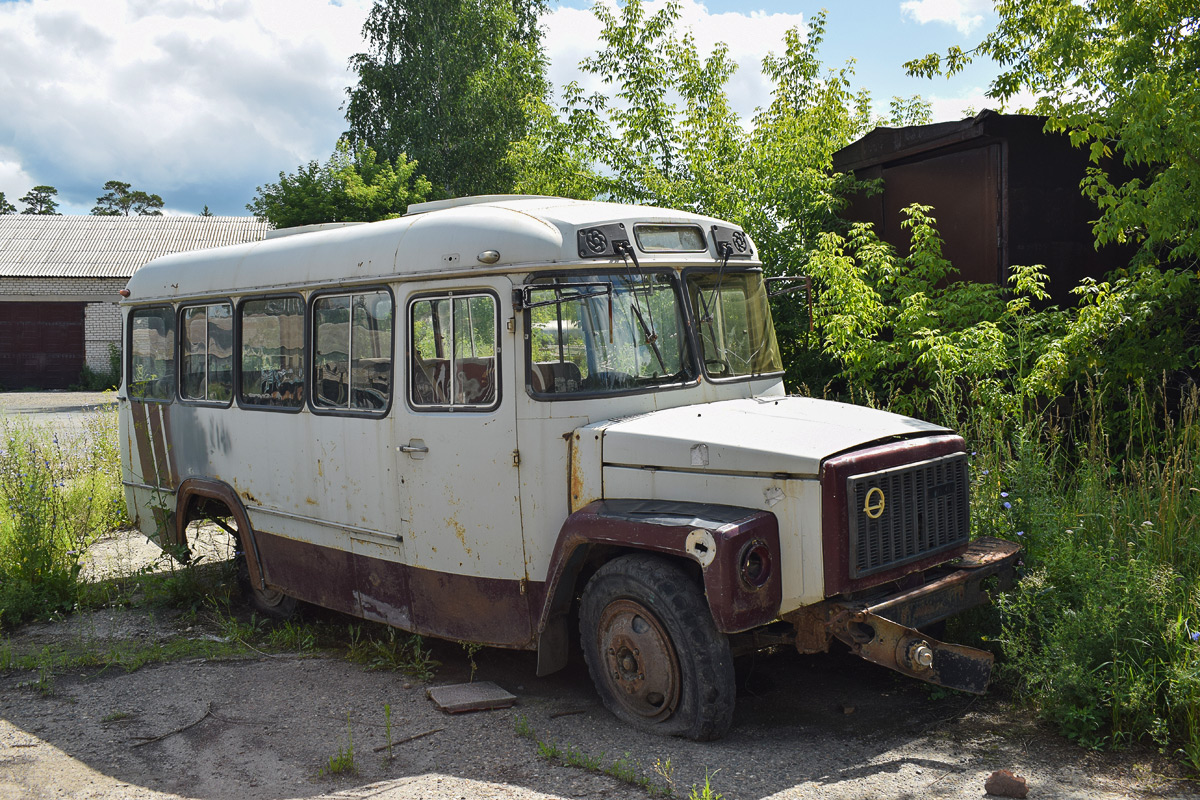 Алтайский край, КАвЗ-3976 (397600) № М 332 ВМ 22; Алтайский край — Автобусы без номеров