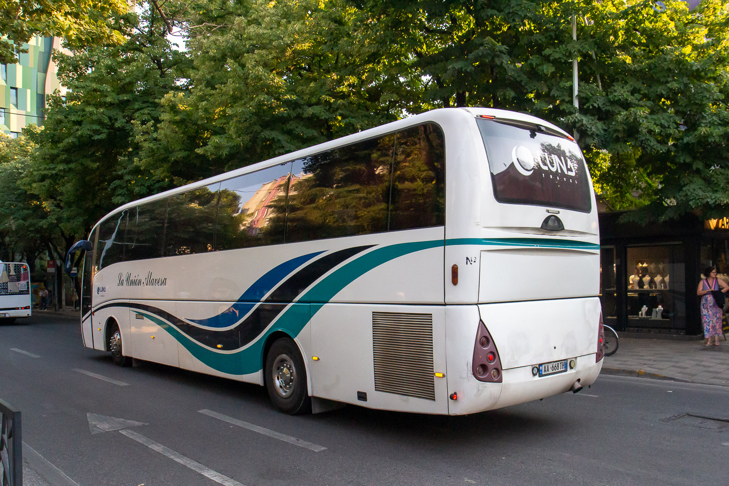 Албания, Sunsundegui Sideral № AA-668TH