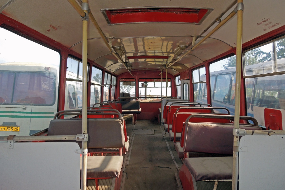 Кемеровская область - Кузбасс, ЛиАЗ-677М № АР 180 42