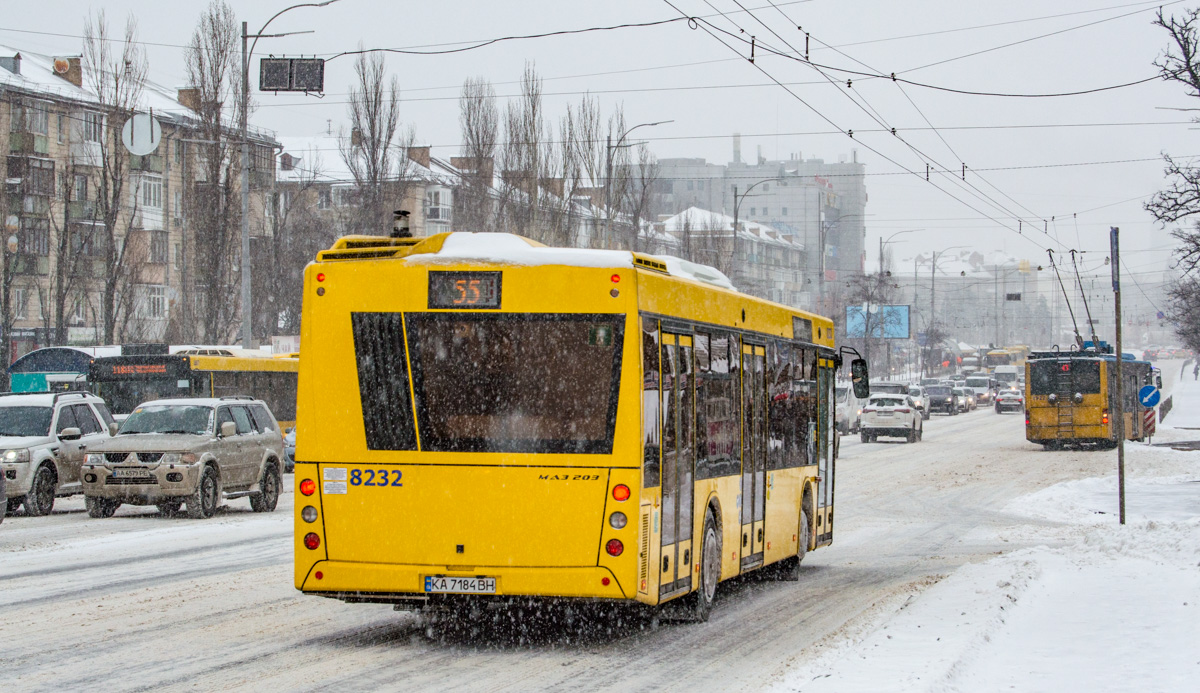 Киев, МАЗ-203.015 № 8232