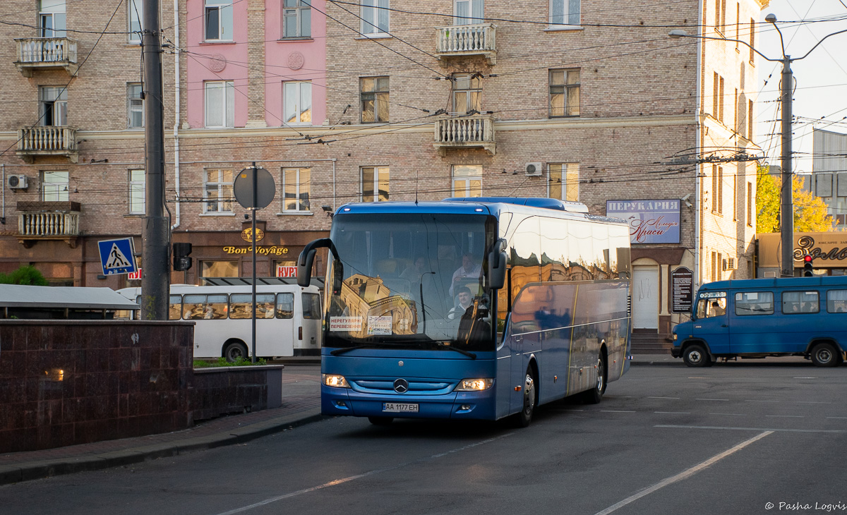 Киев, Mercedes-Benz Tourismo II 15RHD № AA 1177 EH
