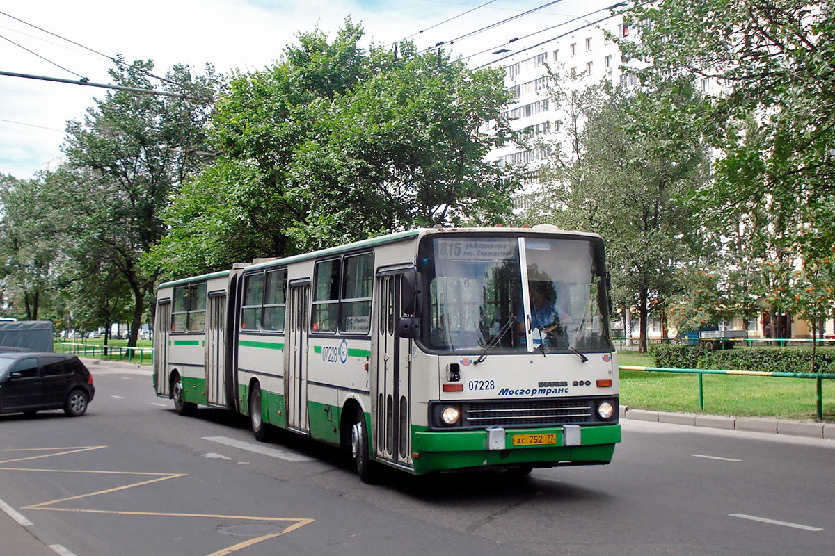 Москва, Ikarus 280.33M № 07228