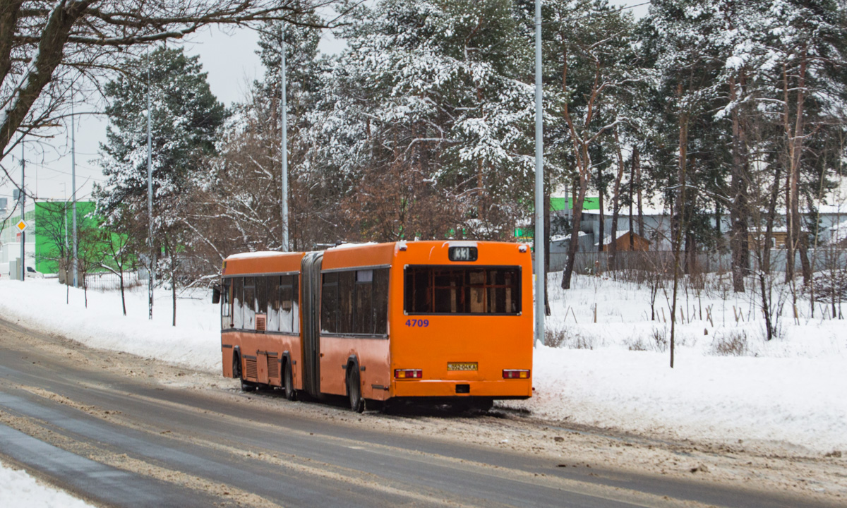 Киев, МАЗ-105.060 № 4709