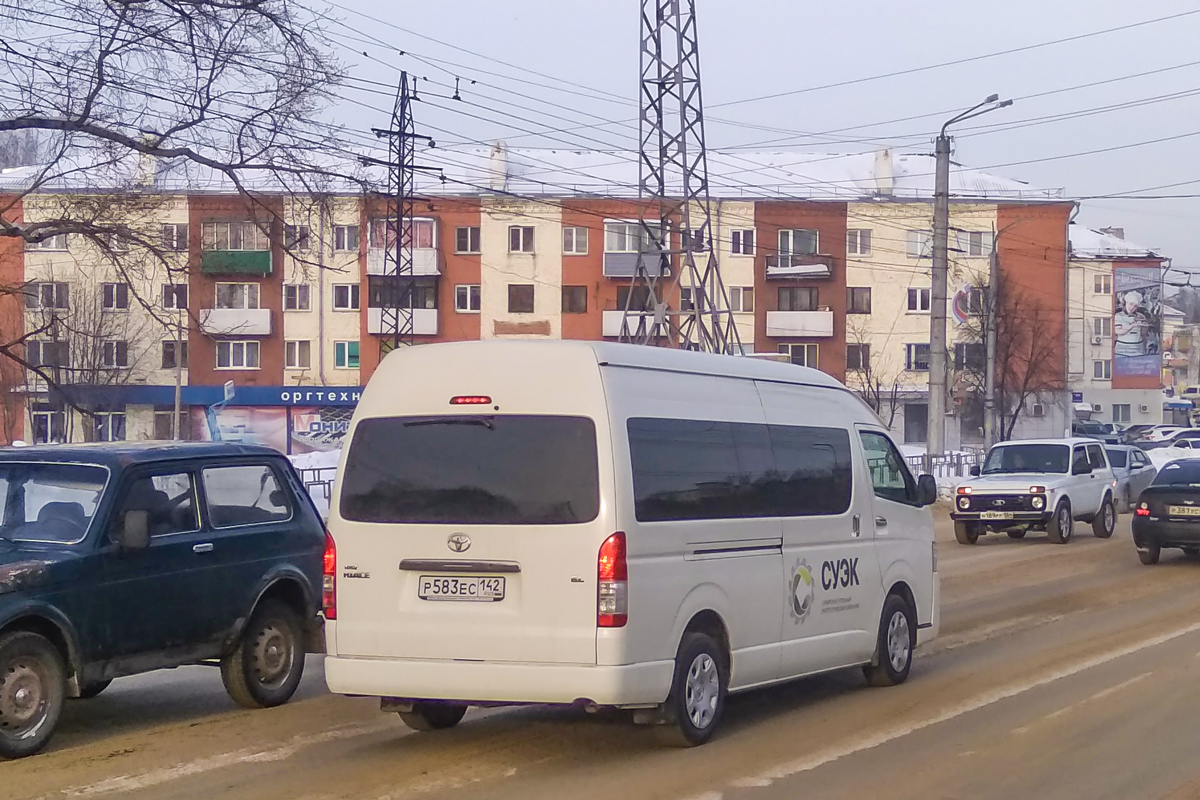 Кемеровская область - Кузбасс, Toyota HiAce KDH223L № Р 583 ЕС 142