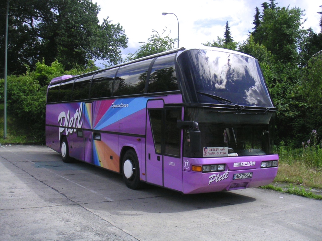 Rumunija, Neoplan N117 Spaceliner Nr. AR 23 PLE