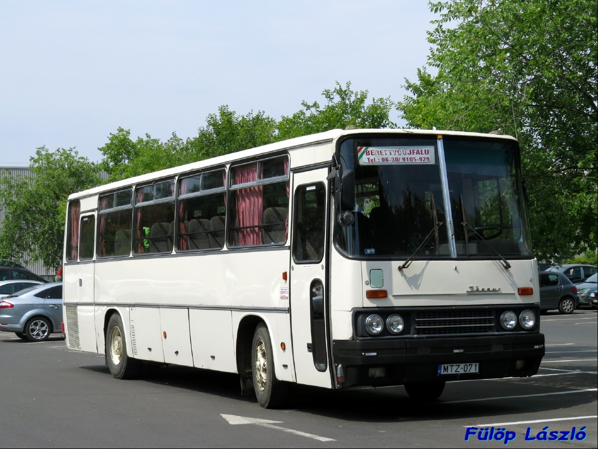 Hungary, Ikarus 256.50E # MTZ-071