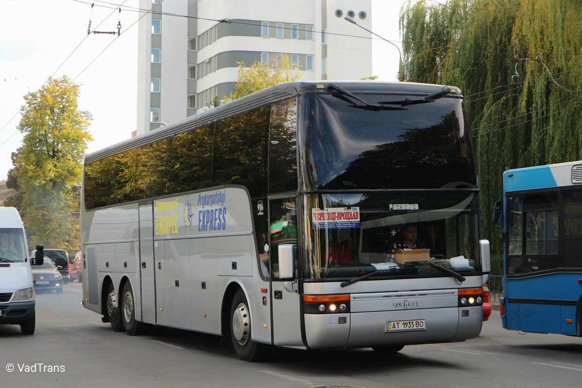 Obwód iwanofrankiwski, Van Hool T916 Altano Nr AT 1935 BO