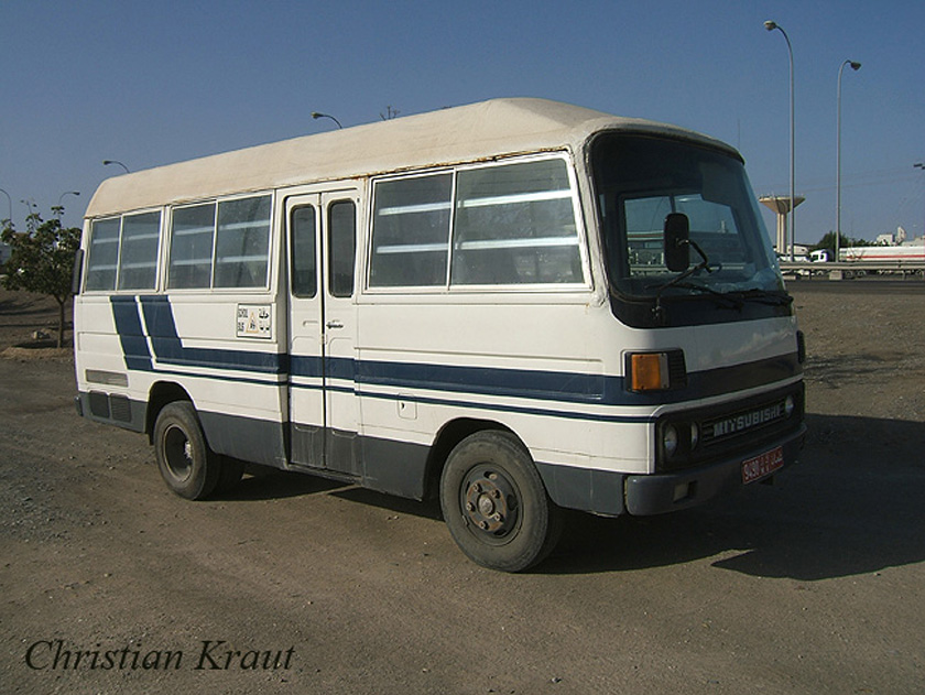 Оман, Mitsubishi Fuso Rosa II № 9490 WK
