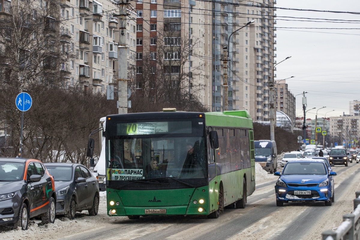 Санкт-Петербург, МАЗ-203.065 № В 948 КУ 178