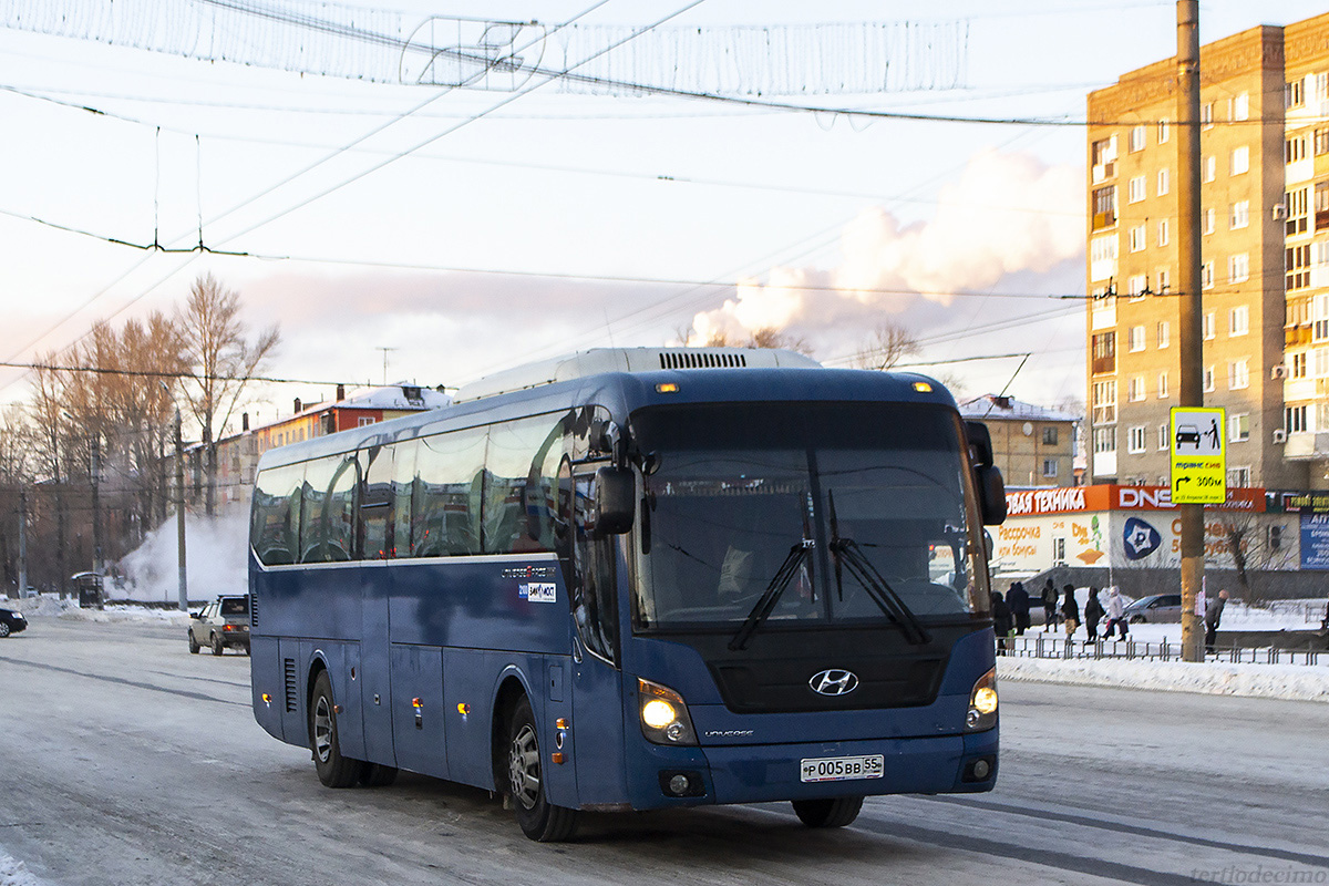 Омская область, Hyundai Universe Space Luxury № Р 005 ВВ 55
