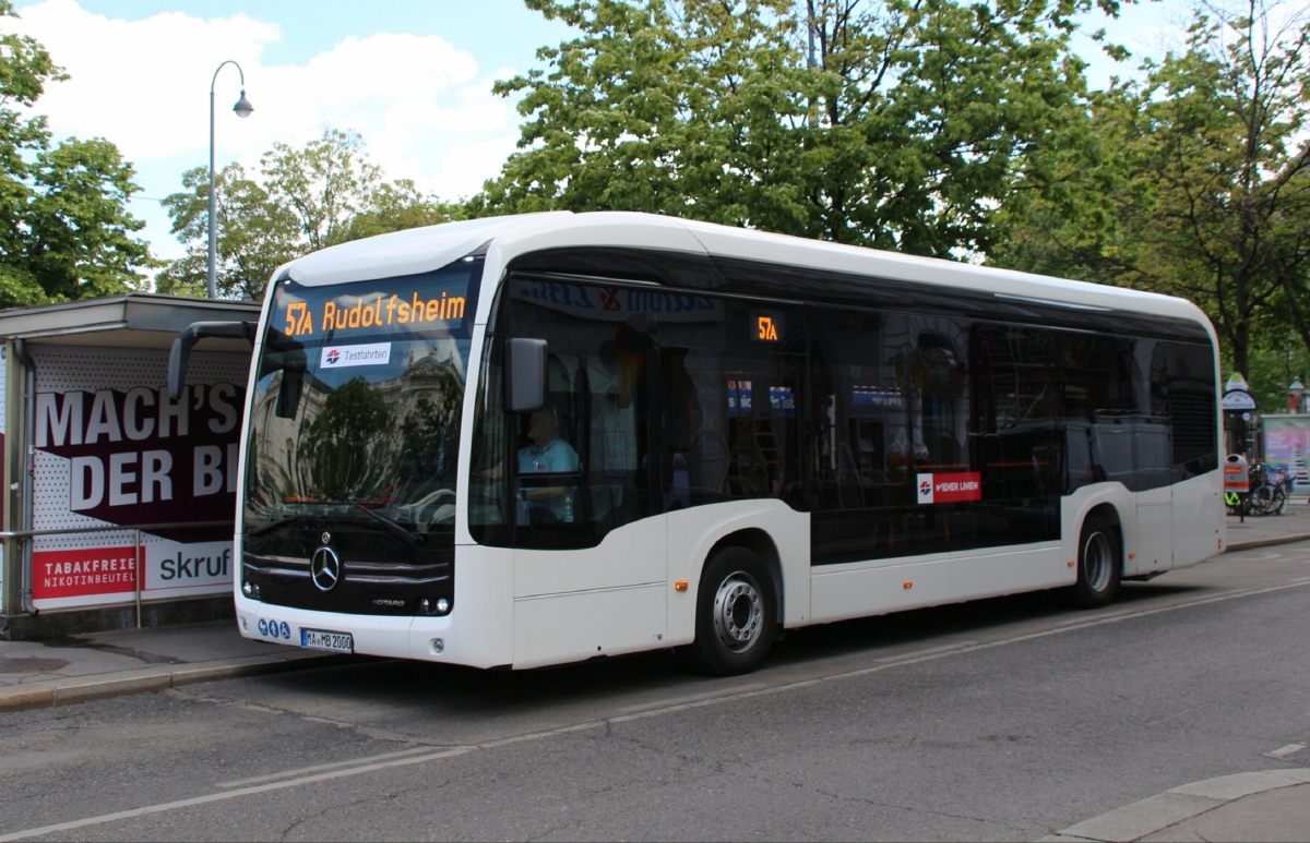Austria, Mercedes-Benz eCitaro # MA-MB 2000