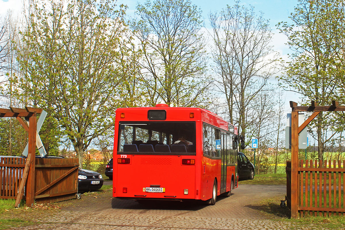 Гамбург, Göppel (MAN 469 NM192) № HH 040681; Нижняя Саксония — Bustreffen Wehmingen Hannoversches Straßenbahnmuseum 17.04.2016
