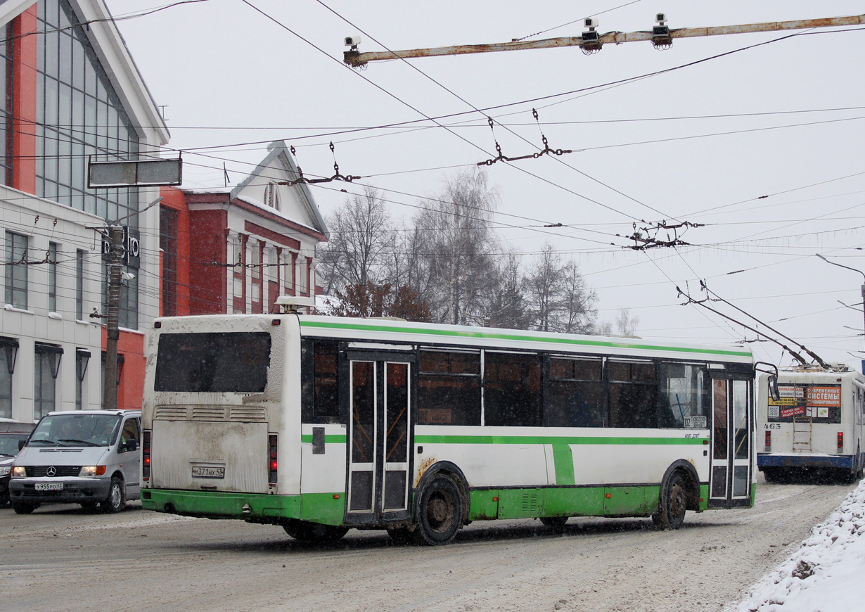 Кировская область, ЛиАЗ-5256.53-01 № М 371 НХ 43