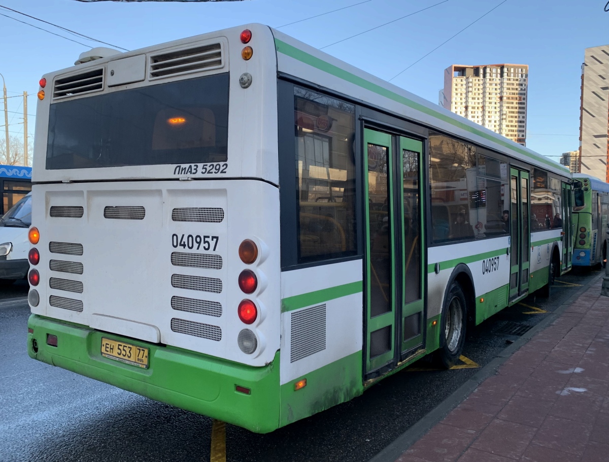 Москва, ЛиАЗ-5292.22 (2-2-2) № 040957 Москва, ЛиАЗ-5292.22 (2-2-2) № 040957
