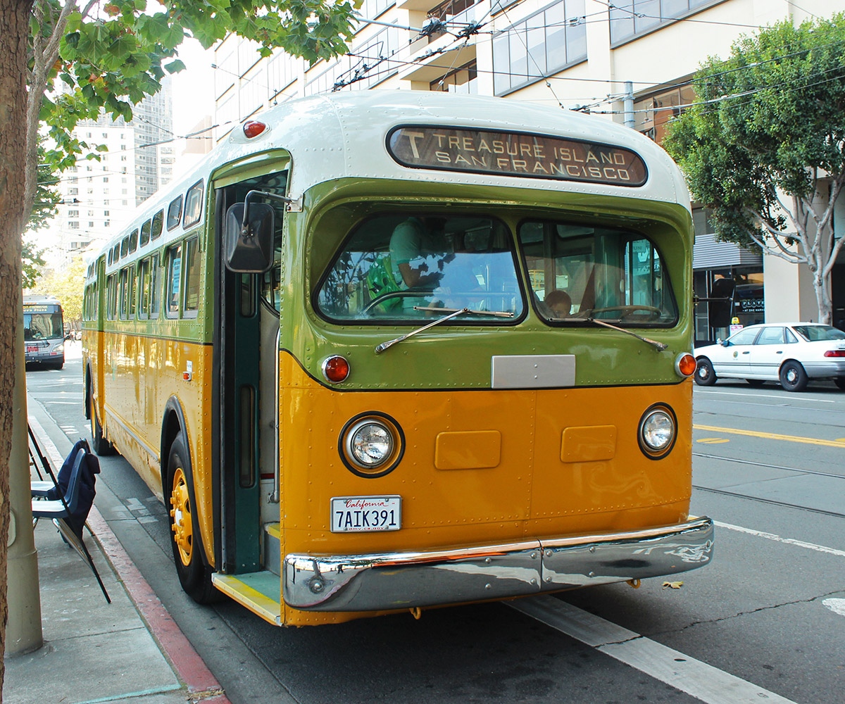 США, GM TDH-4801 № 2103