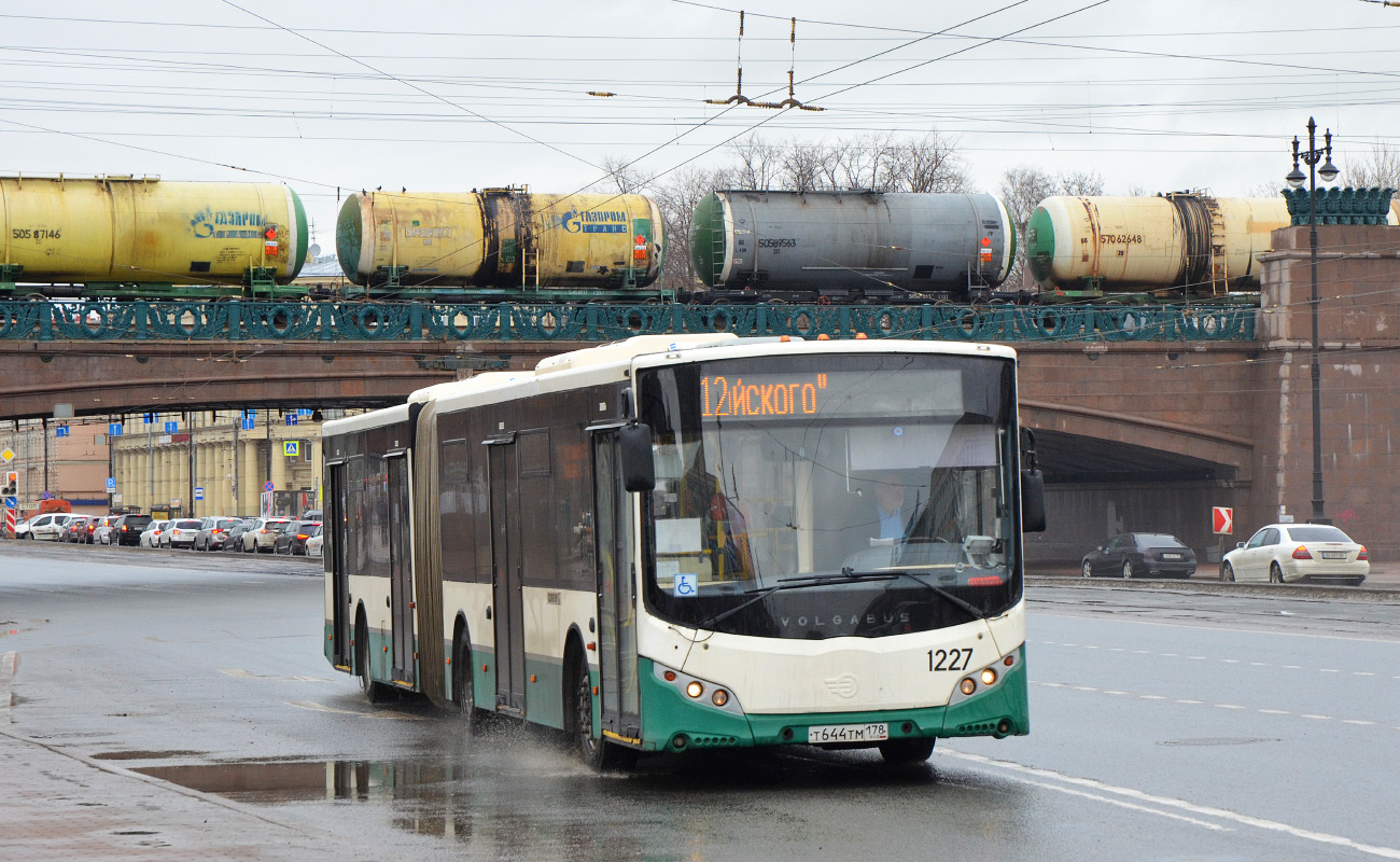 Санкт-Петербург, Volgabus-6271.00 № 1227