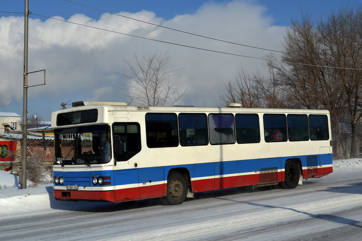 Восточно-Казахстанская область, Scania CN113CLB № F 883 OO