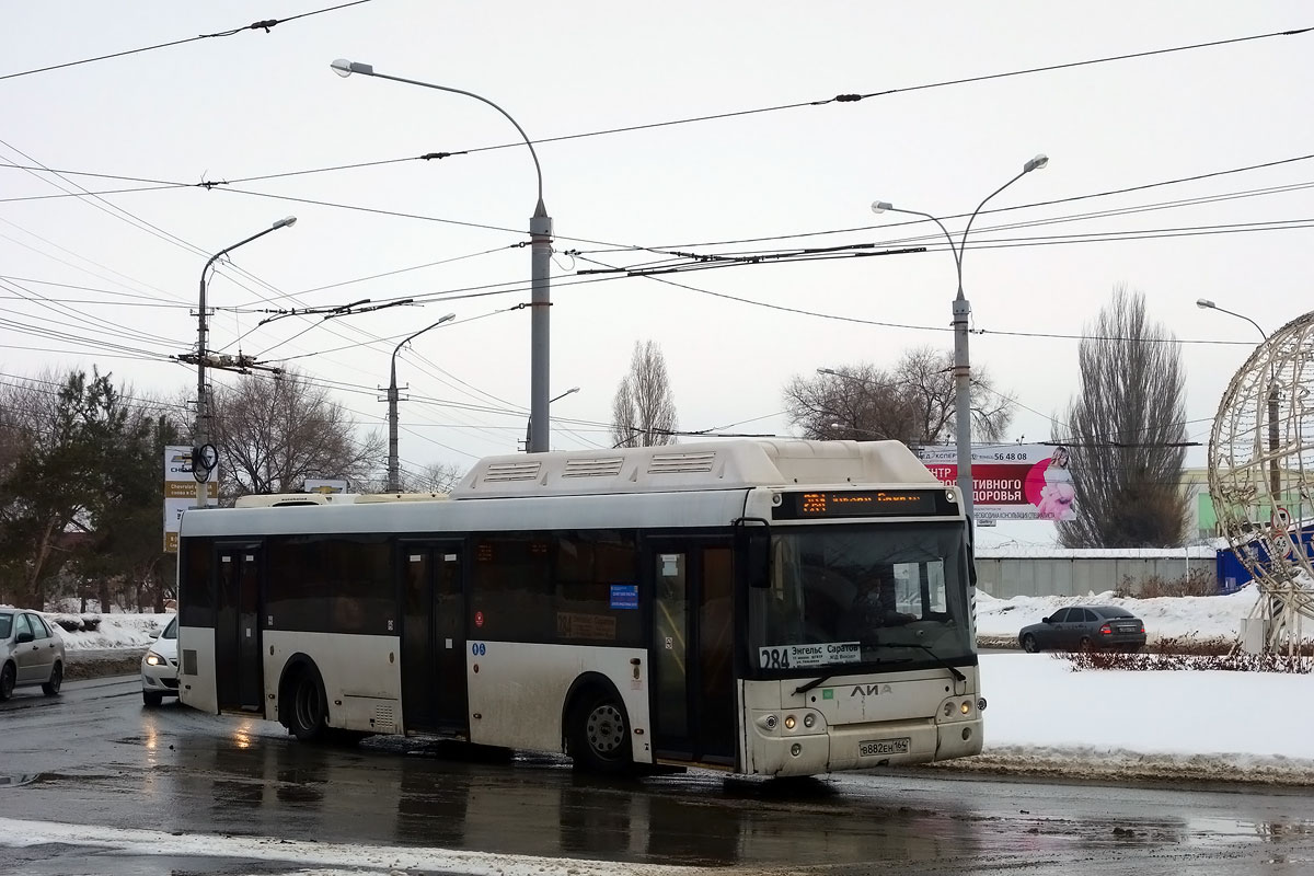 Саратовская область, ЛиАЗ-5292.67 (CNG) № В 882 ЕН 164