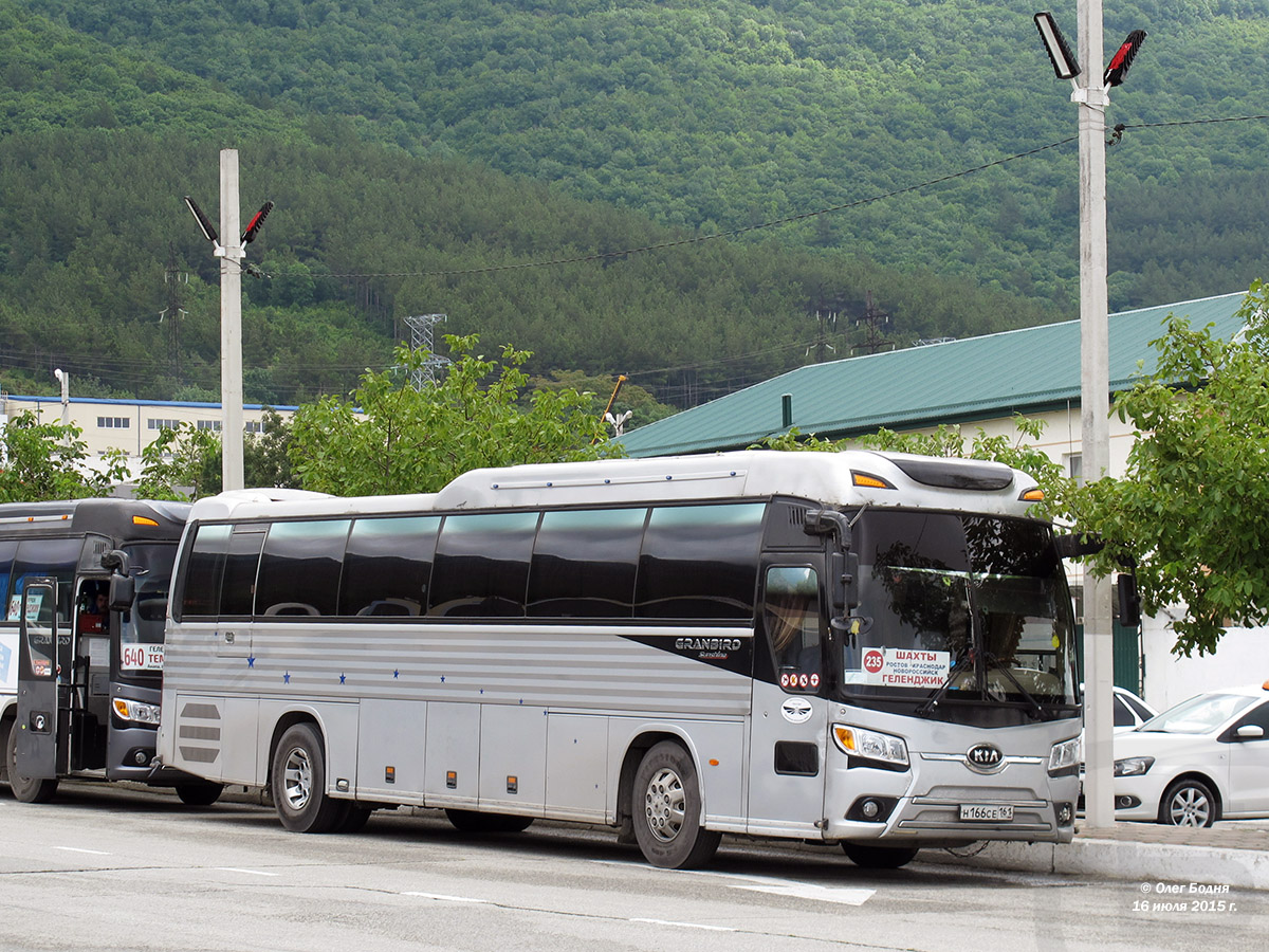 Ростовская область, Kia Granbird Sunshine (КВР) № Н 166 СЕ 161