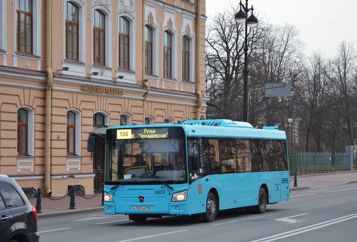 Saint Petersburg, LiAZ-4292.60 (1-2-1) # 6809