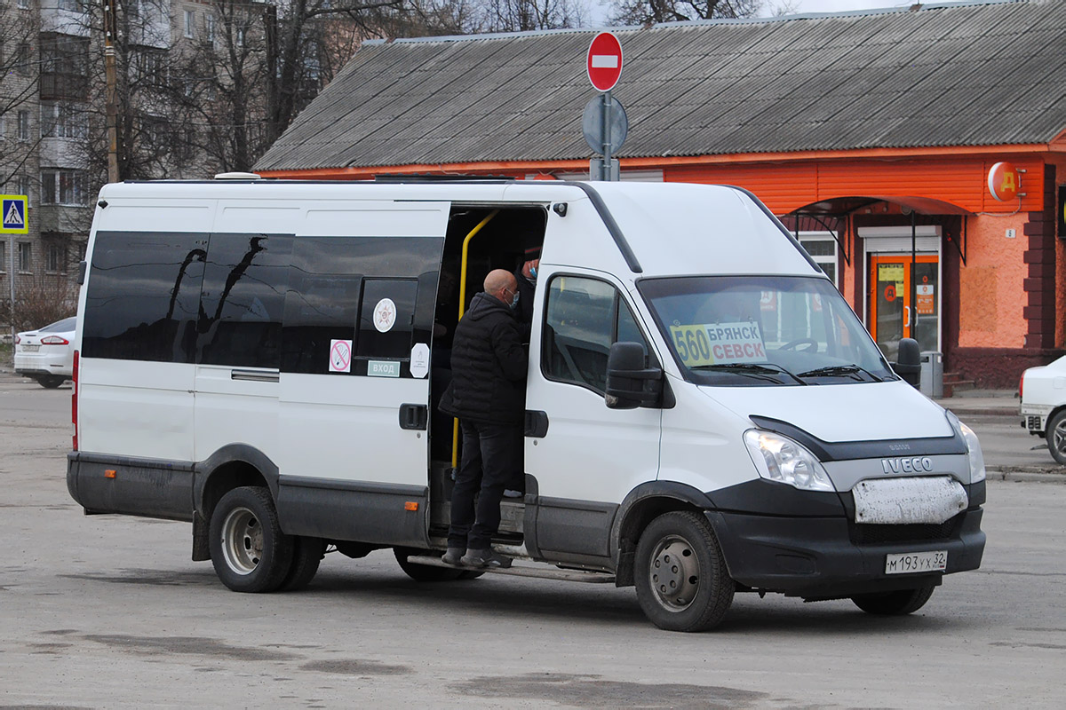 Брянская область, Нижегородец-2227UR (IVECO Daily) № М 193 УХ 32