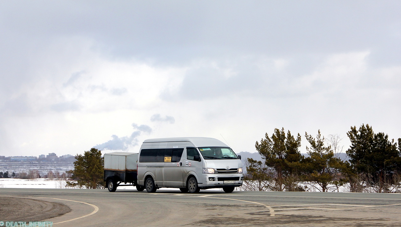 Томская область, Toyota HiAce TRH223L № Н 439 НМ 72