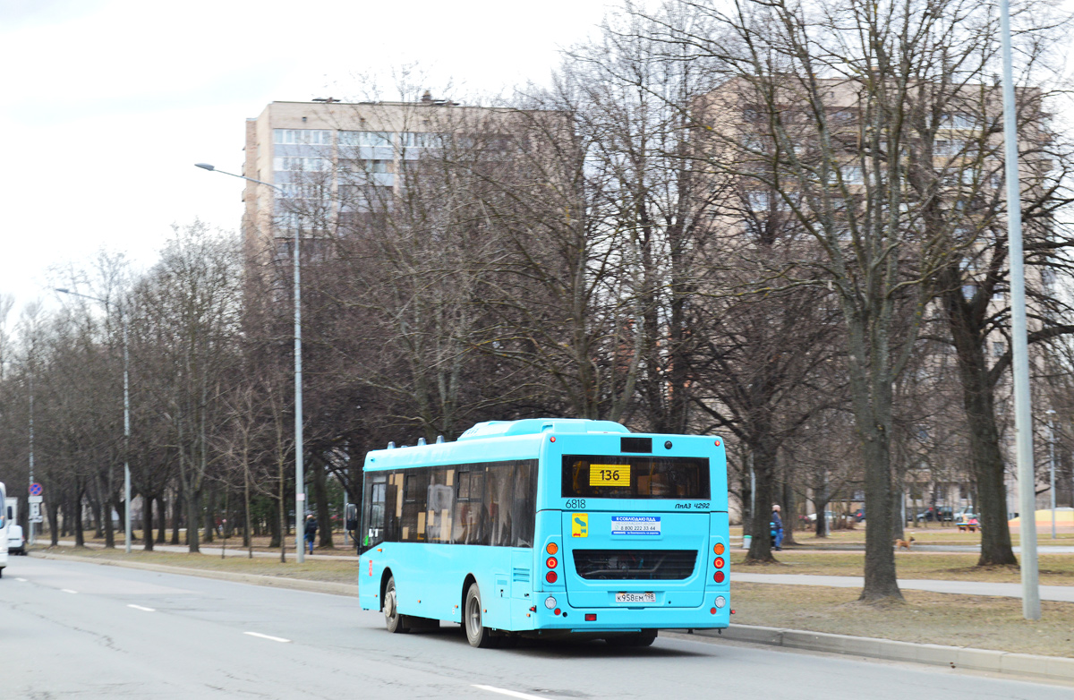 Saint Petersburg, LiAZ-4292.60 (1-2-1) # 6818
