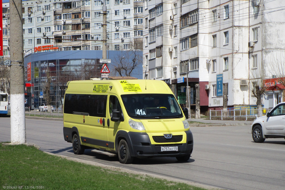 Волгоградская область, Нижегородец-2227SK (Peugeot Boxer) № В 757 АО 134