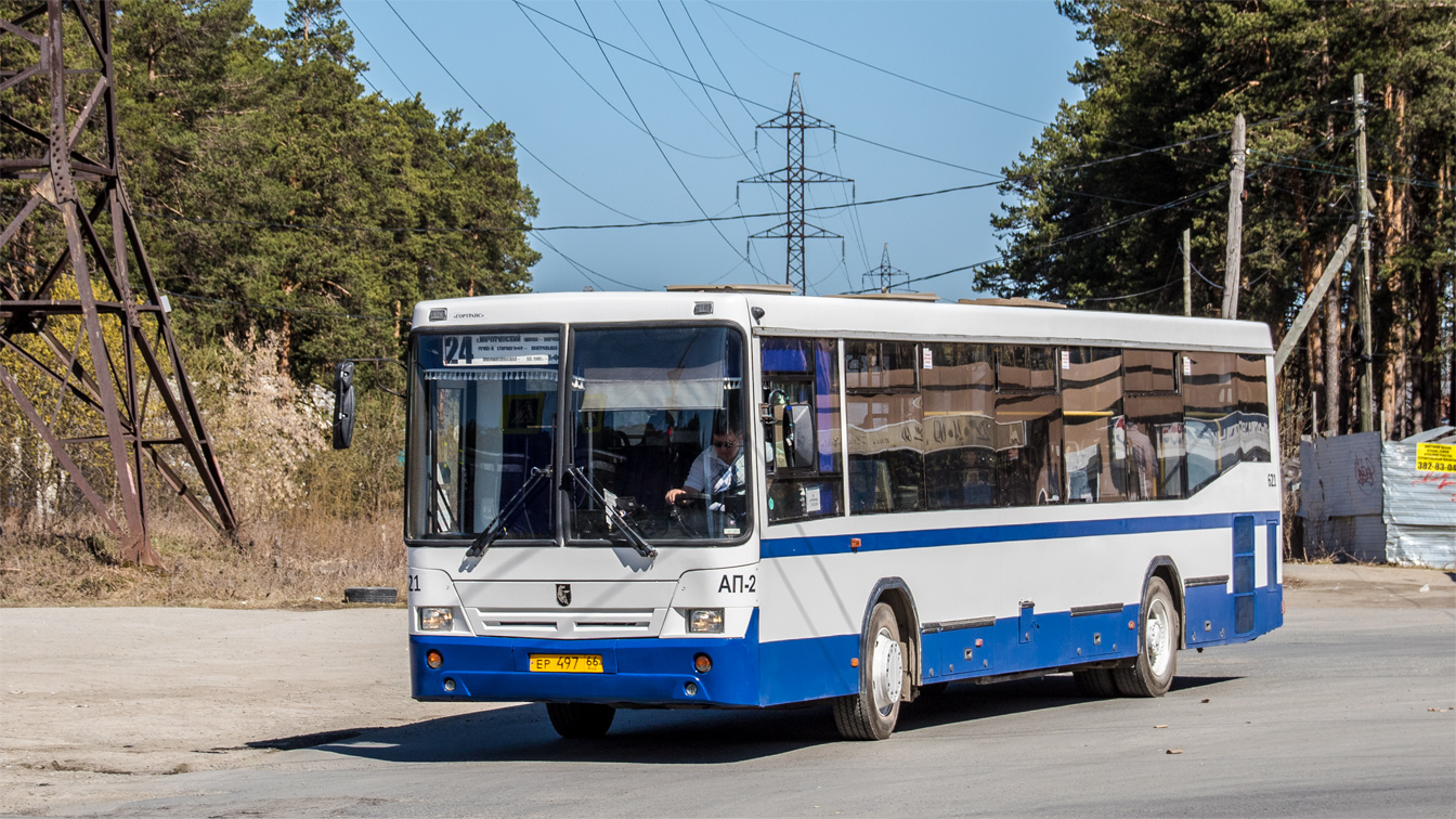 Свердловская область, НефАЗ-5299-20-32 № 621