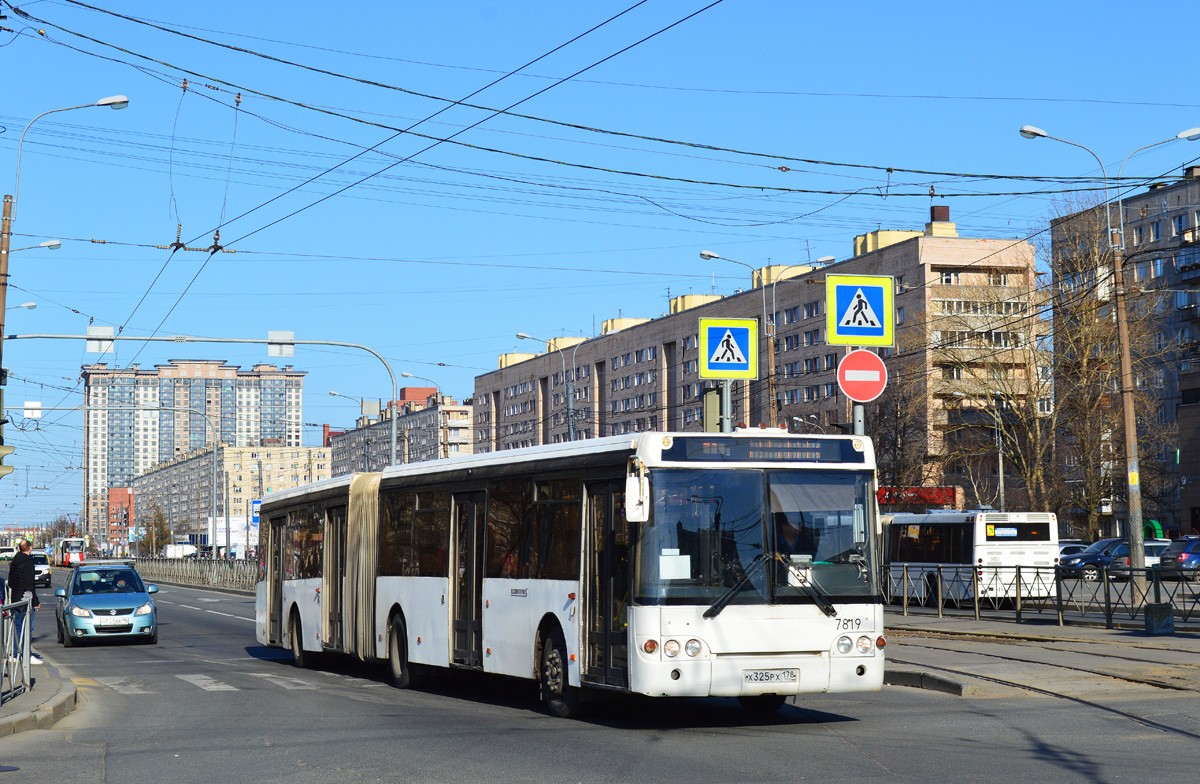 Санкт-Петербург, ЛиАЗ-6213.20 № 7819