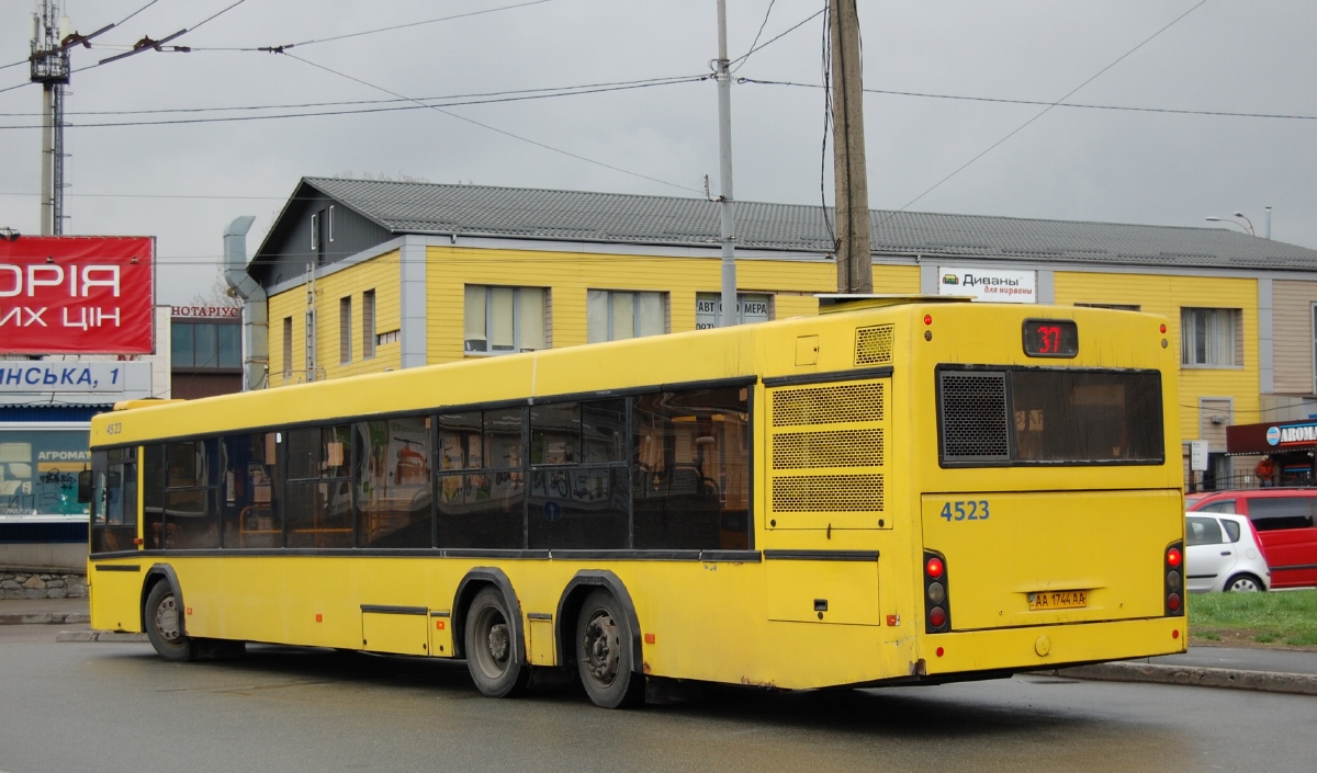 Киев, МАЗ-107.467 № 4523 Киев, МАЗ-107.467 № 4523