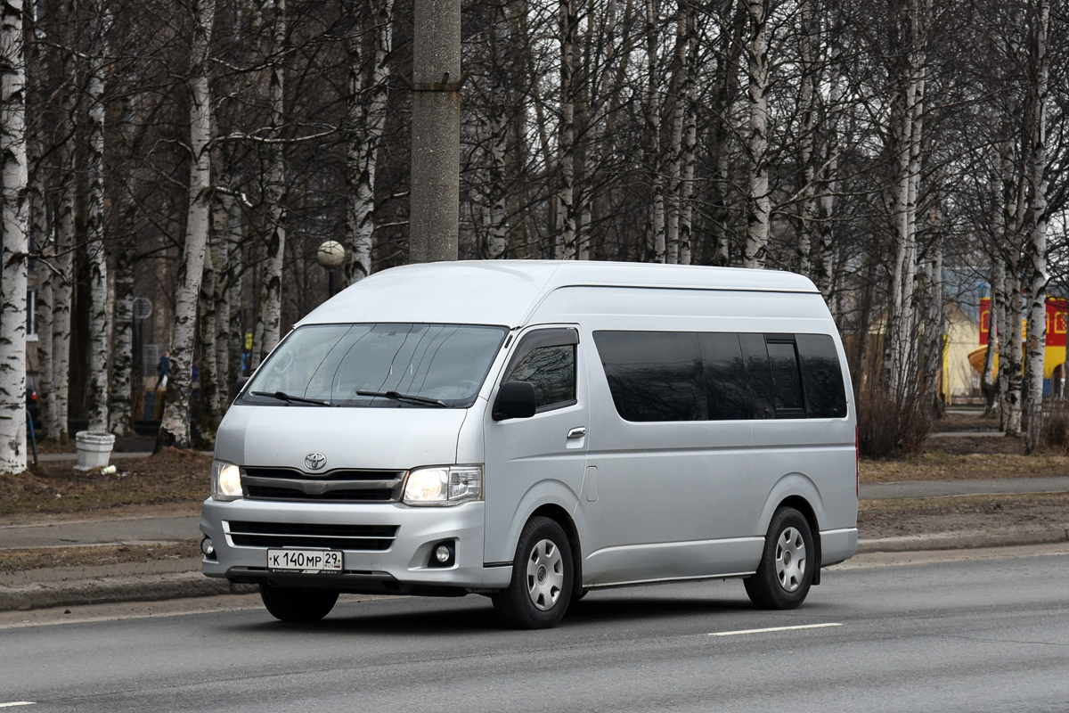 Архангельская область, Toyota HiAce TRH223L № К 140 МР 29