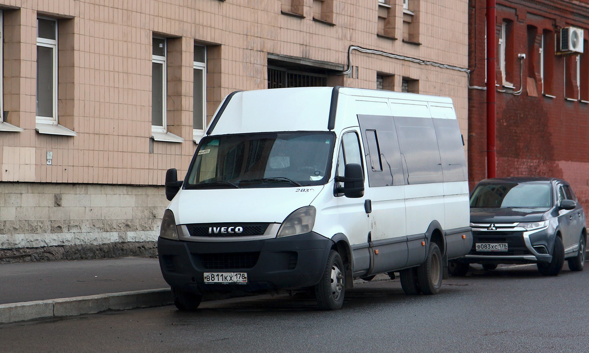 Санкт-Петербург, Росвэн-3265 (IVECO Daily) № В 811 КХ 178