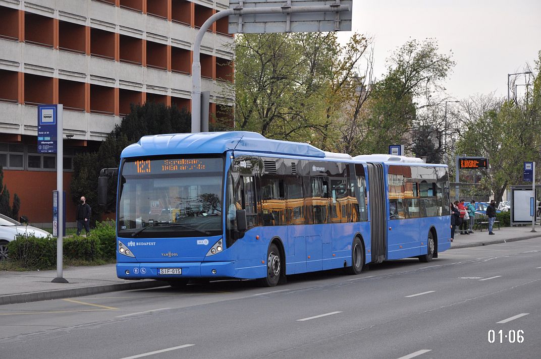 Magyarország, Van Hool New AG300 sz.: SIF-015