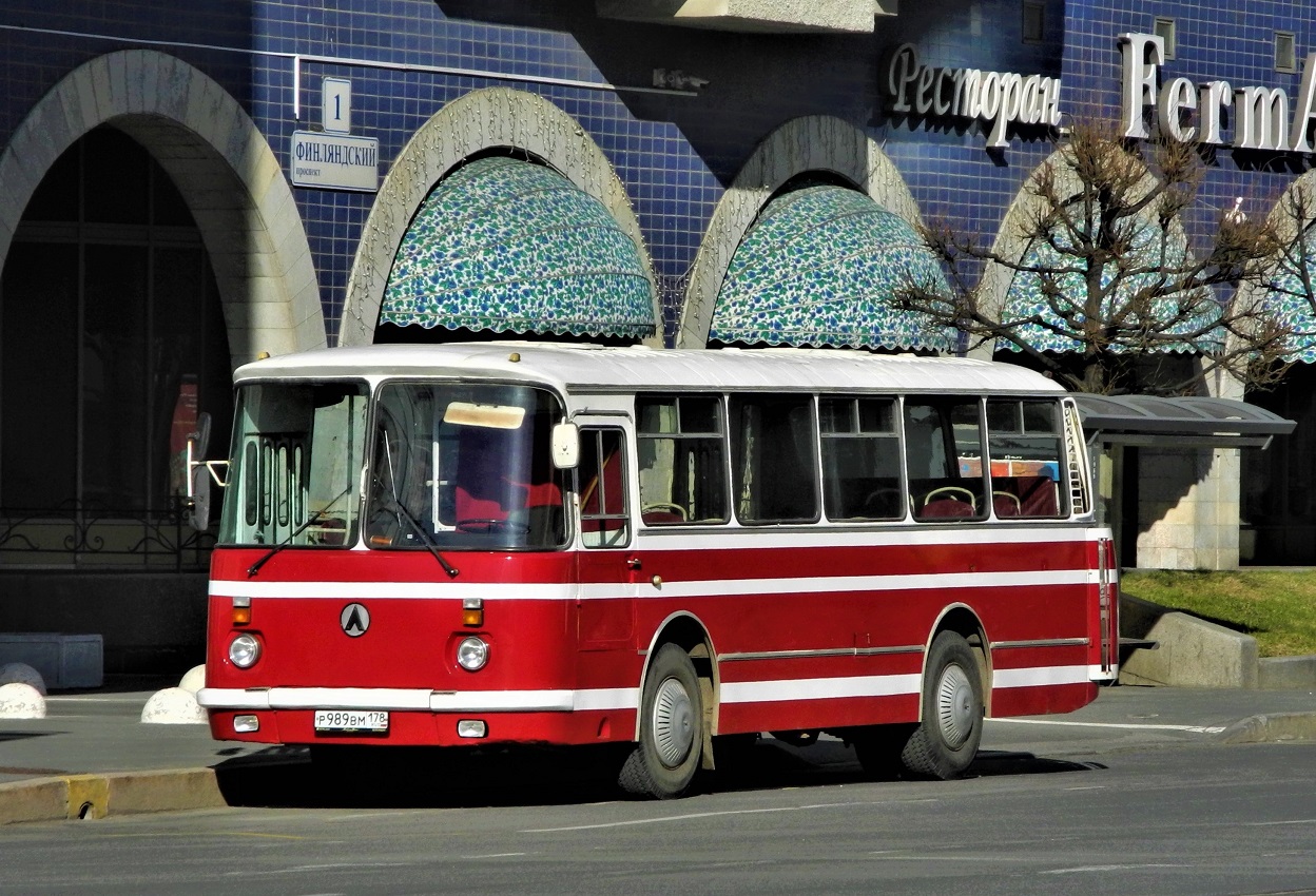 Saint Petersburg, LAZ-695N # Р 989 ВМ 178